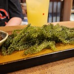 天串 研究酒場 喰楽々 - 海ぶどう。沖縄県久米島からお越しです。18歳の自分を思い出す懐かしい子