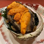 御料理 寺沢 - 海胆と鮑と生若芽の磯焼