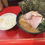 ラーメン 杉田家 千葉駅前店 - 