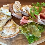 GREENROOM - 生ハムと無花果クリームチーズのディップ@¥750