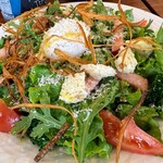 GREENROOM - 旬野菜のシーザーサラダ⭐︎ピンクなドレッシング@¥1200