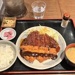 矢場とん 豊田T-FACE店 - 