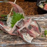 磯丸 - アジ刺身