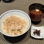 鉄板焼　銀明翠 - ガーリックライス