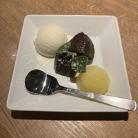 鉄板焼 Artisan - 