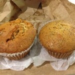 Jamba Juice - 友人はマフィン食っとりました。