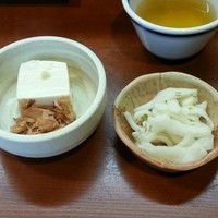 魚めし 竹亭 - 豆腐と漬物