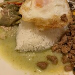 タイ料理 タイダイニングプラーローマー - 