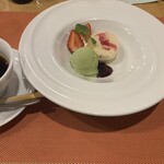 Bistro Fujiyama - デザートとコーヒー