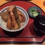 Nihombashi Tempura Uoshin - 特製天丼 1,700円