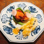 御料理 ふじ田 - ◇先付け◇ やまうど やりいか 白魚 うに