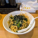 横浜家系らーめん三元 - 油そば 880円(+ほうれん草)