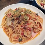 ベイカナーズ - 魚介のトマトソース