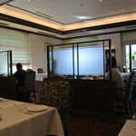 ヴェル・ボワ - 朝の店内