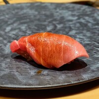 鮨 奏 - 握り　宮城 本鮪とろ