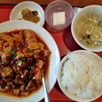 満洲園 - 四川風マーボー豆腐980円