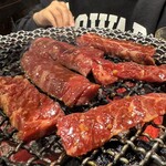 炭火焼肉ホルモン うらら - 