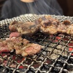 炭火焼肉ホルモン うらら - 