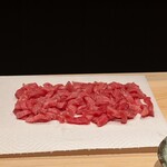 こま田 - 中トロです。これから手巻きにします