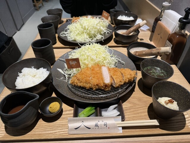 by 9348399863 : 熟豚 三代目 蔵司 - 赤坂見附/とんかつ | 食べログ