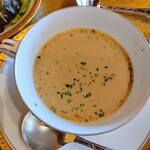 kinkei ラウンジ/ダイニング - 季節のスープ（この日はオニオンクリームスープ）