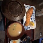 炭火焼専門食処 白銀屋 - 