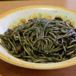 サイゼリヤ - イカの墨入りパスタ セピアソース