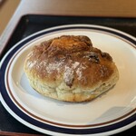 ブーランジェリー メゾン 辻 - ■ノア・フロマージュ ￥454