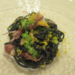 イタリアンレストラン Zucca - ホタルイカと菜花の生パスタ