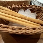 ワイン酒場。LONGING HOUSE 軽井沢 - 