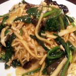 上海餐室 - 豚肉焼きそば（８５０円）