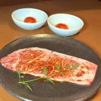 松阪牛炭火焼肉 東海亭 - 