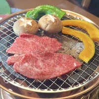 松阪牛炭火焼肉 東海亭 - 