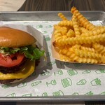 シェイクシャック 御殿場プレミアムアウトレット - 