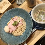 おダシと銀しゃり 中華そば 無作 - 