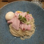 おダシと銀しゃり 中華そば 無作 - 