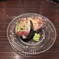 肉屋 田中 - まぐろ、しろみ巻き寿司