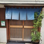 295808957 - 