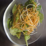 鉄板焼　勝治 - ステーキセットのサラダ。