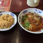 台湾ラーメン＋チャーハン６５０円