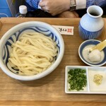 本格手打 もり家 高松シンボルタワー店 - ぶっかけうどん550円