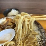 Atterimen Koji - 平打ち麺