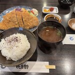 とんかつ家 比呂野 - 