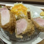 とんかつ 牡丹 - ヒレは、宮城・もち豚。