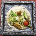 みかみ - ホタテ貝と春キャベツのソテー 貝ダシソース