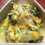 みかみ - サトイモの卵とじかけ ＆ 生ウニ（食べかけで失礼します）