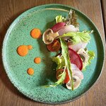 シェ コレット - 前菜、ツバスのマリネのサラダ