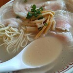 司ロイヤルホテル - 