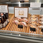 Manhattan Bakery&Wine Bar - 