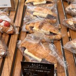 Manhattan Bakery&Wine Bar - 